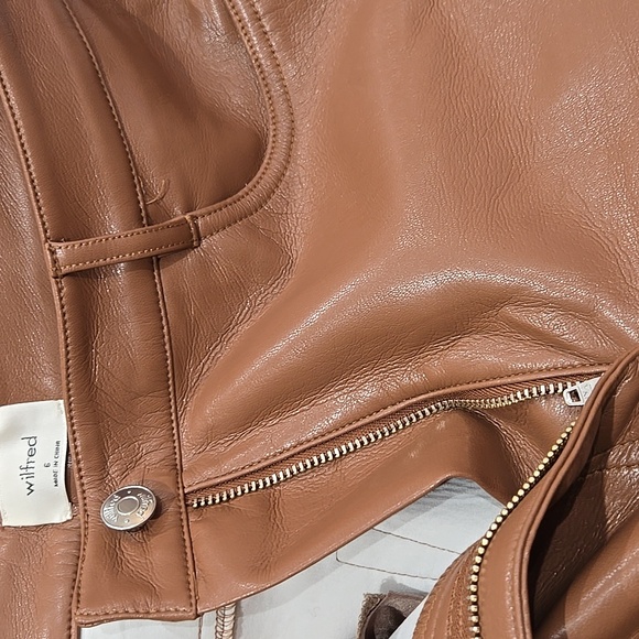 Aritzia Melina Cropped Pants - Picture 3 of 4